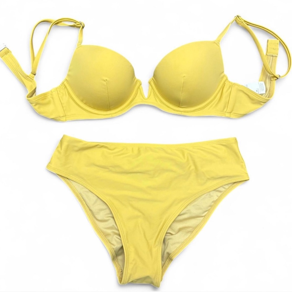 NWT Women's Cupshe Bikini Set Medium Swimwear Push Up‎ Cheeky Summer Ruched